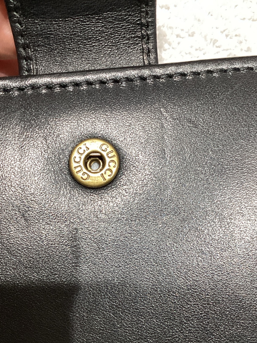 Gucci Black Leather Wallet with Gold GG Medallion - Picture 7 of 8